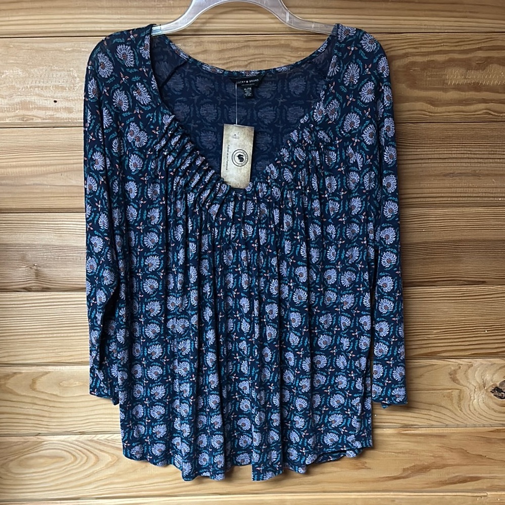 Lucky Brand Navy Floral Blouse Size XLarge